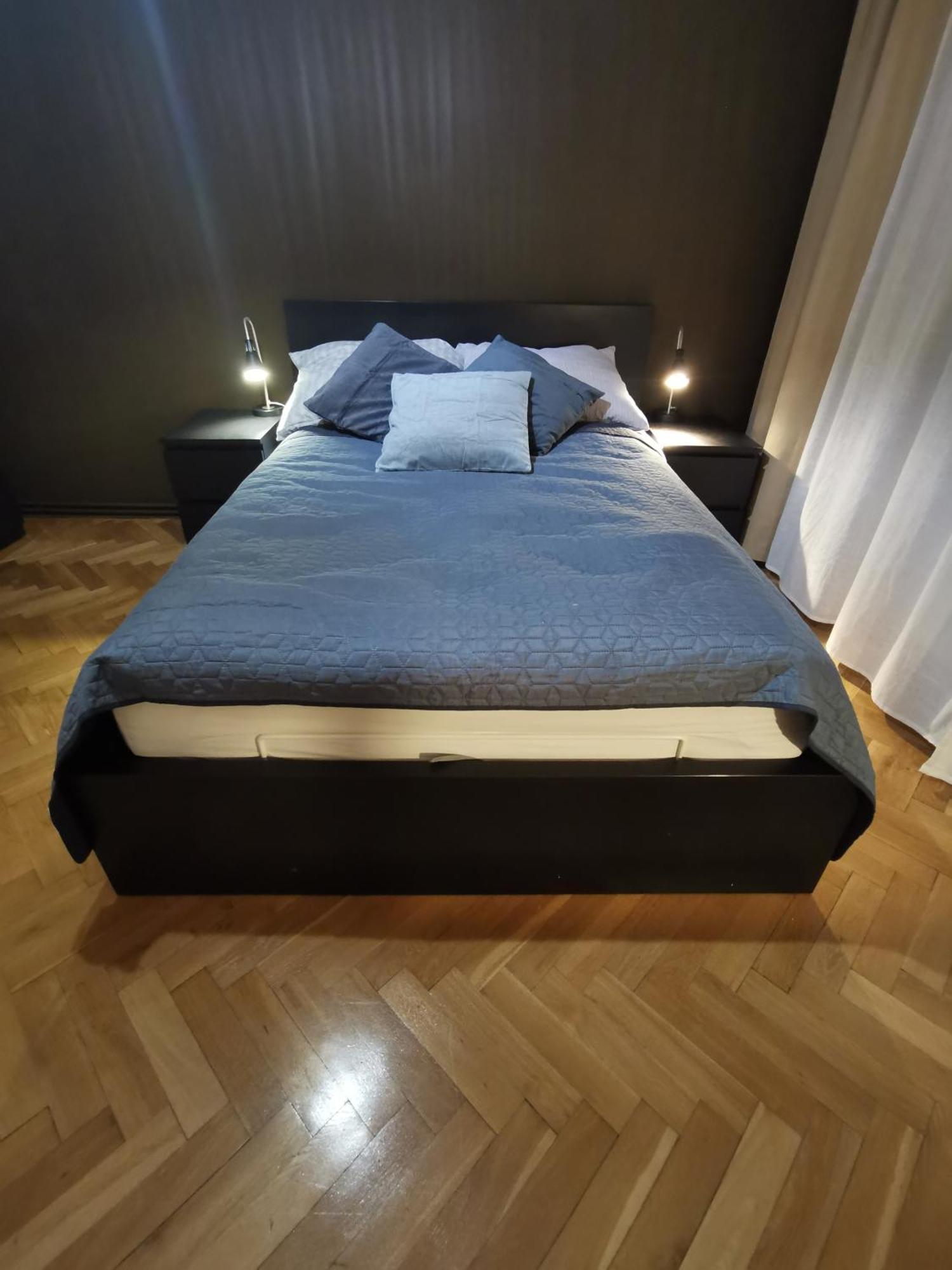Cozy Spacious Apartment With Balcony クラクフ エクステリア 写真