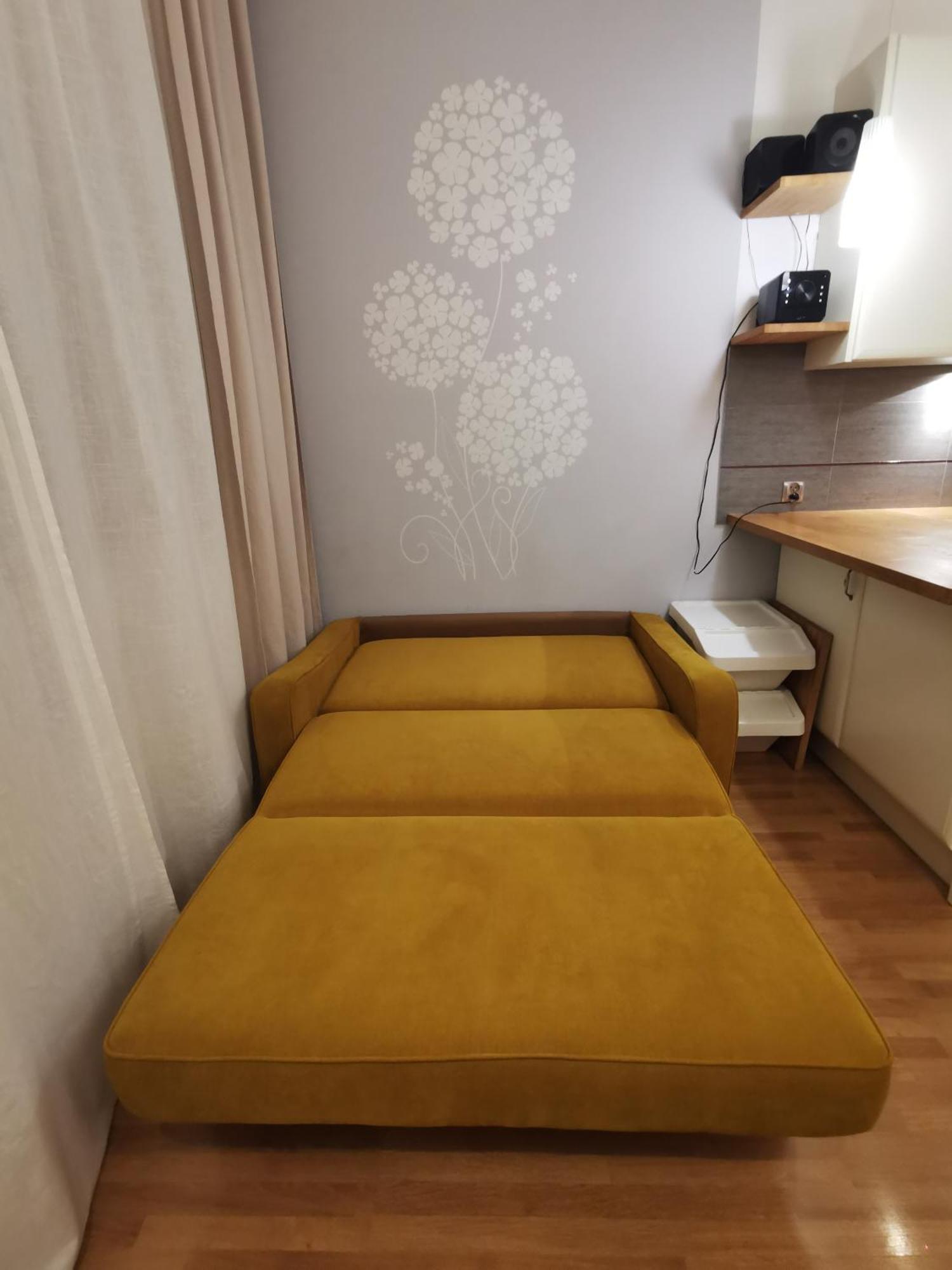 Cozy Spacious Apartment With Balcony クラクフ エクステリア 写真