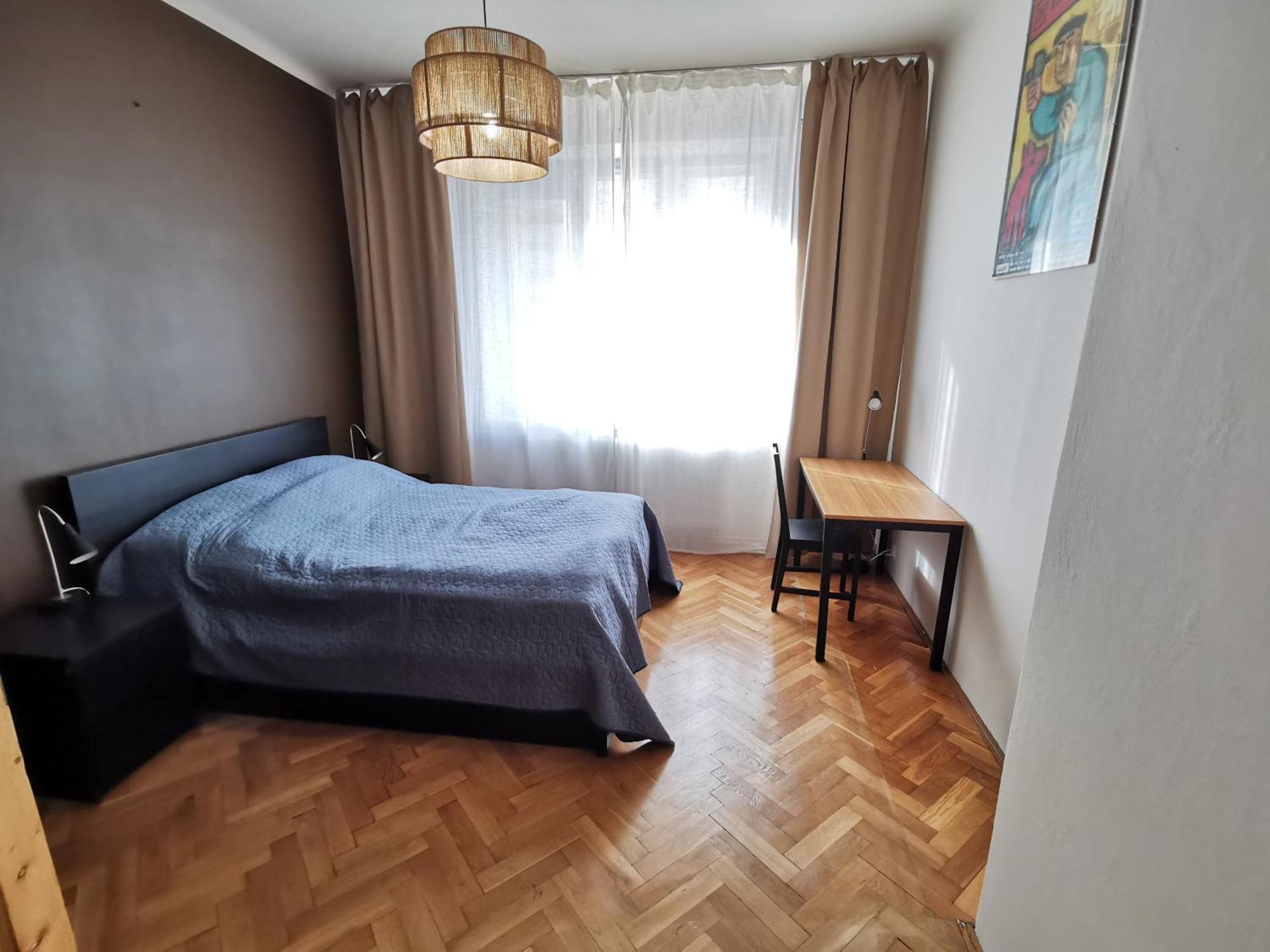 Cozy Spacious Apartment With Balcony クラクフ エクステリア 写真